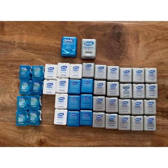 Oral-B Glide Other - Oral-B Glide Original Formula Pro Health Floss DISCONTINUED RARE Lot of 44